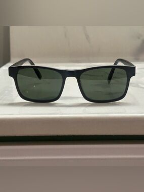 Warby Parker Perkins style Black Frame Sunglasses with Green Lenses